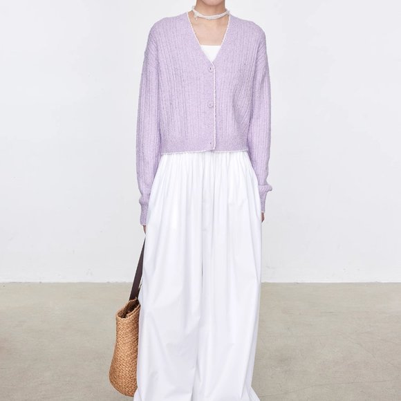 CHICJOC Italian Yarn Eleganza Couture Cardigan: A Symphony of Style and Comfort - Picture 11 of 16